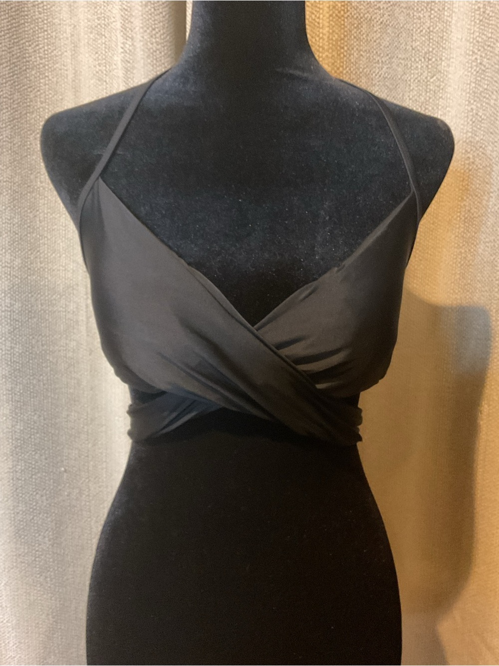 NWT Aerie Black Wrap Bikini‎ Top M